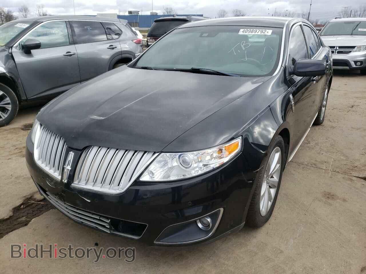 2010 LINCOLN MKS - VIN: 1LNHL9FT3AG607014 - Фото 2