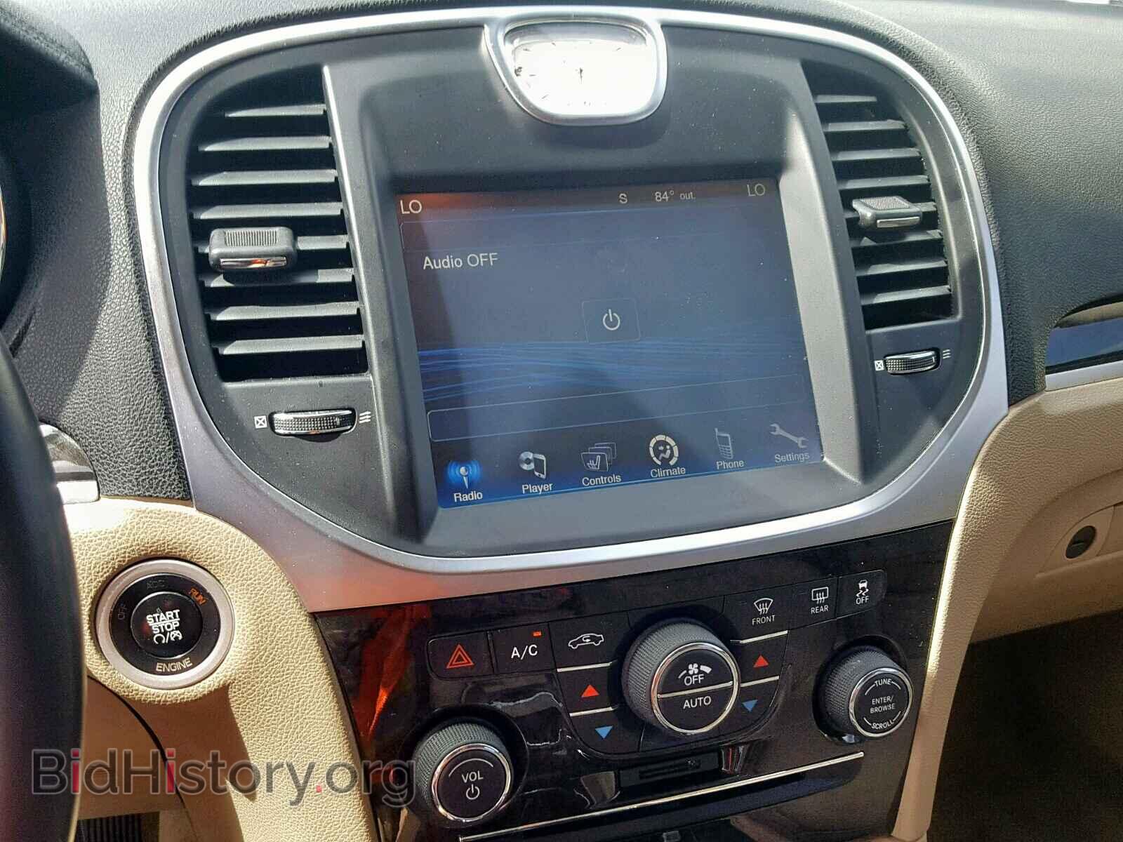 2014 CHRYSLER 300 - VIN: 2C3CCAAG2EH236792 - Фото 9