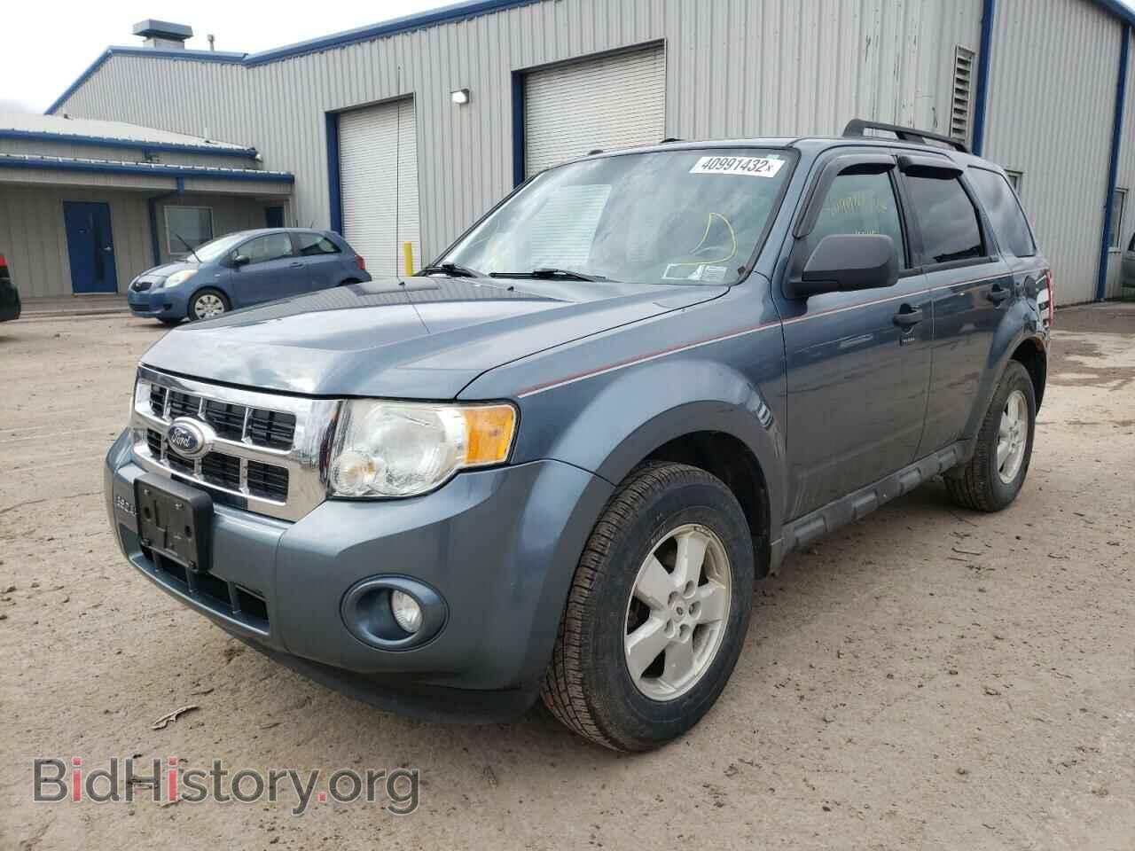 2010 FORD ESCAPE - VIN: 1FMCU9DG0AKB53105 - Фото 2