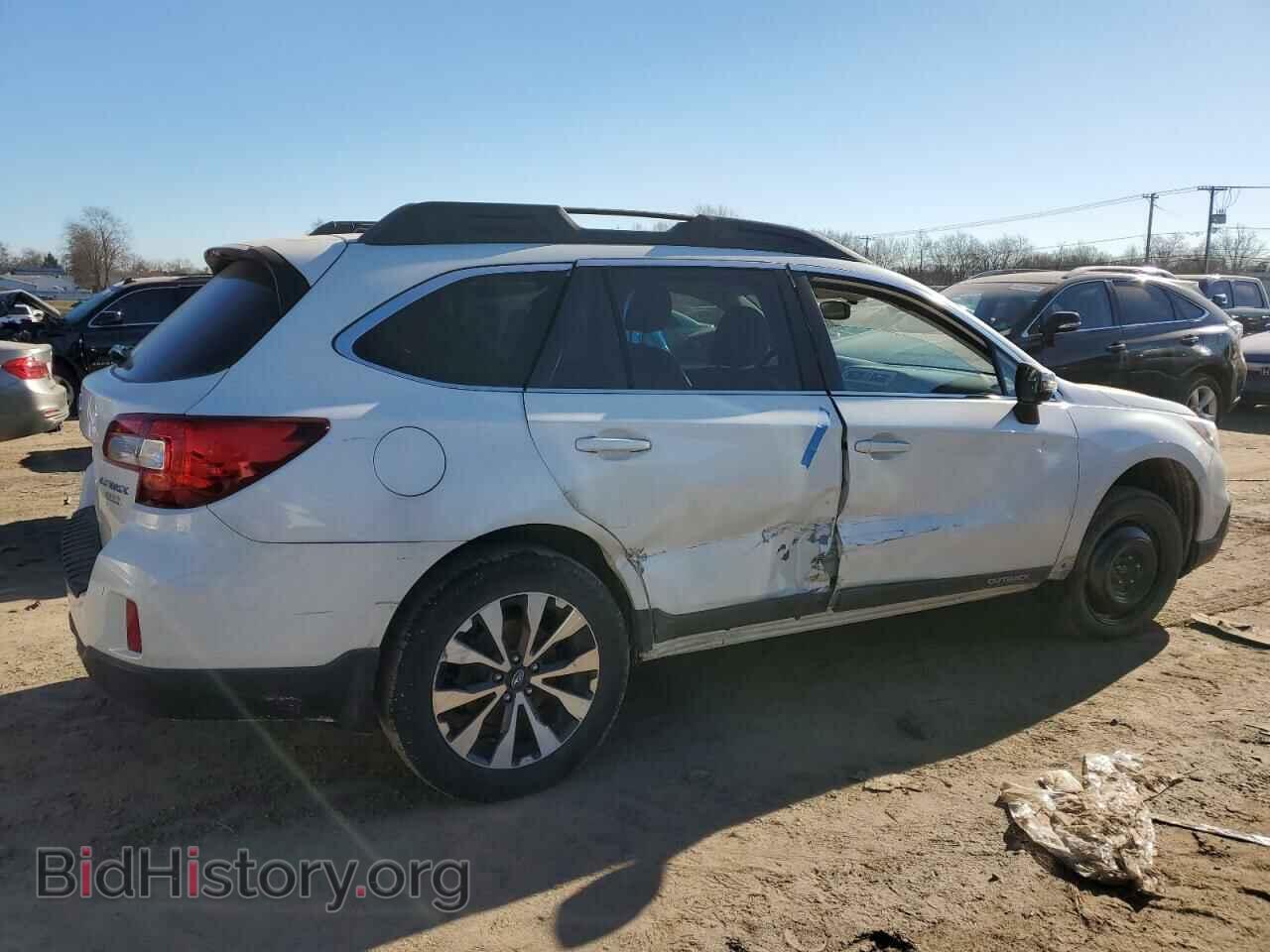 2015 SUBARU OUTBACK - VIN: 4S4BSANC9F3294822 - Фото 3