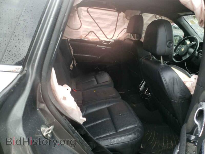 2012 Porsche CAYENNE (VIN WP1AB2A2XCLA40792) — photo 6 of 10
