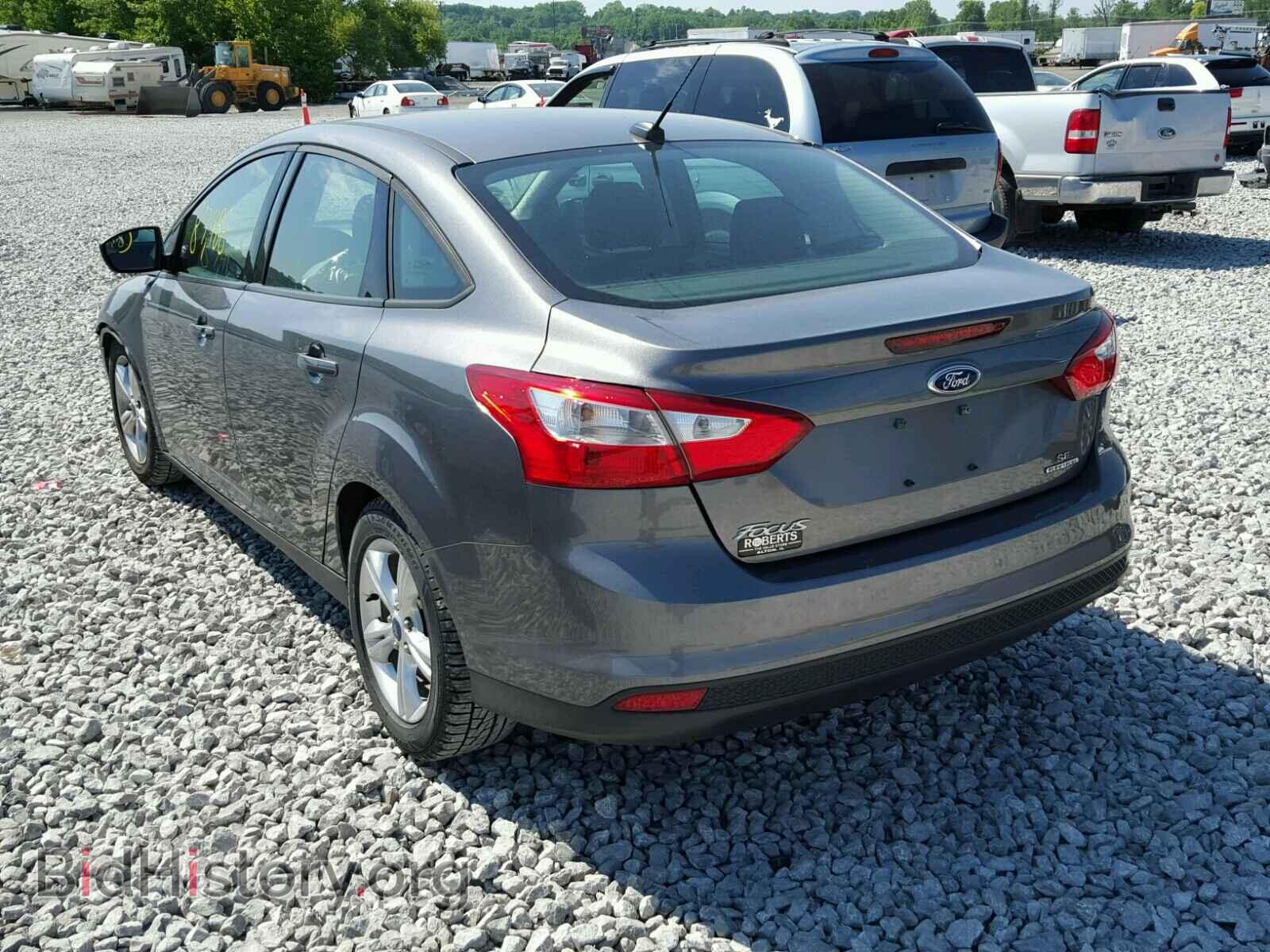 2014 FORD FOCUS - VIN: 1FADP3F29EL109821 - Photo 3