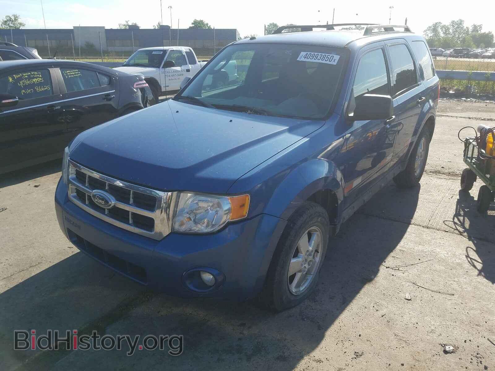 2009 FORD ESCAPE - VIN: 1FMCU03729KC05357 - Фото 2