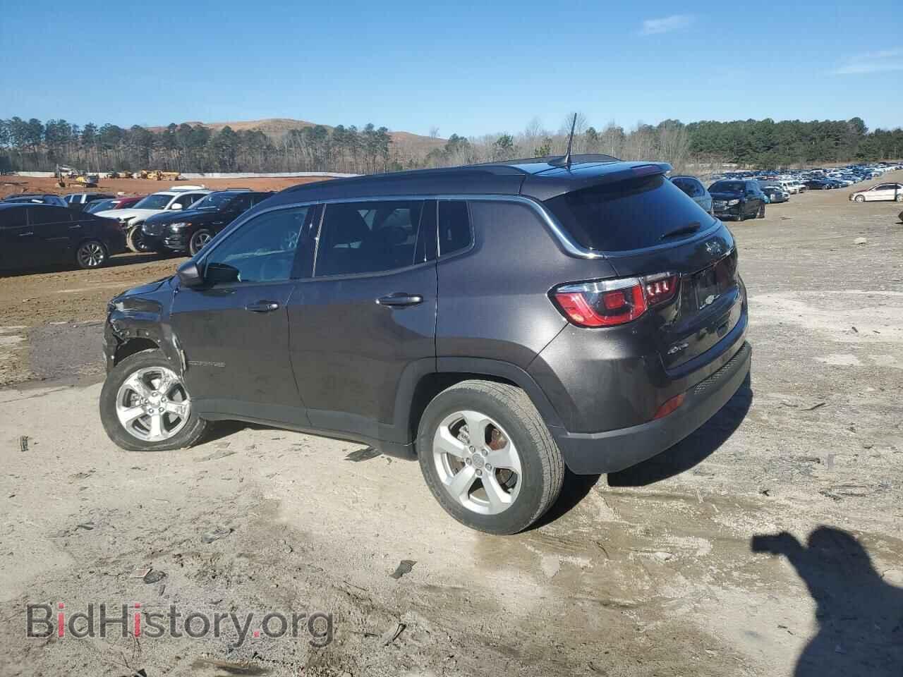 2018 JEEP COMPASS - VIN: 3C4NJDBB4JT117402 - Photo 2