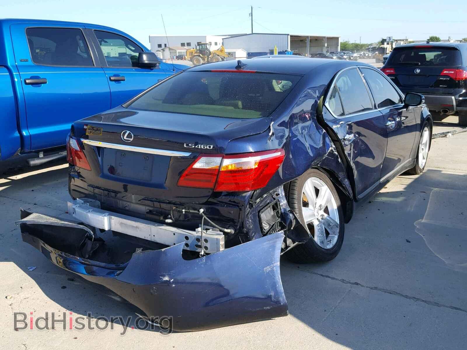 2011 LEXUS LS460 - VIN: JTHBL5EF1B5103121 - Photo 4