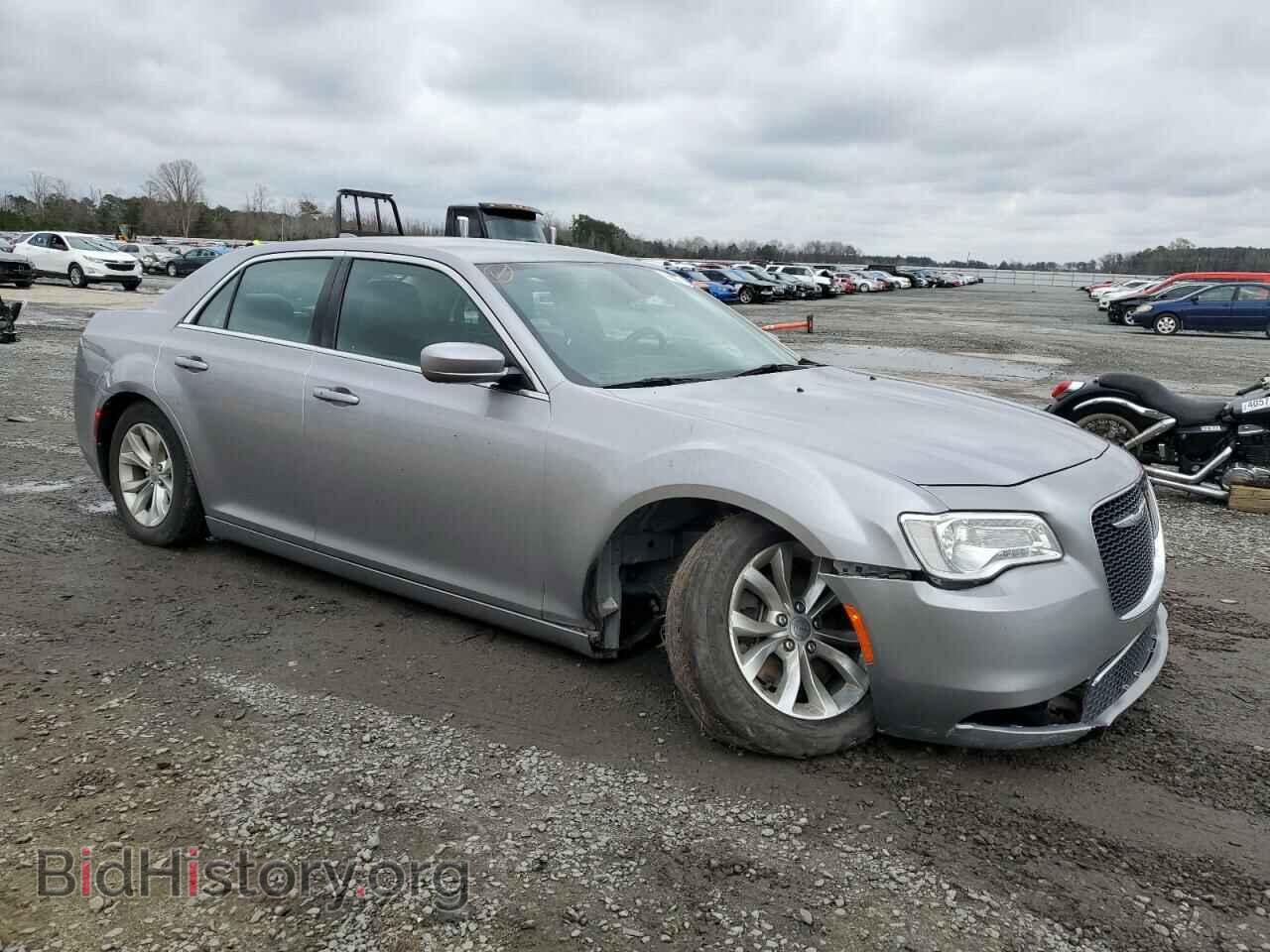 2016 CHRYSLER 300 - VIN: 2C3CCAAG8GH161132 - Фото 4