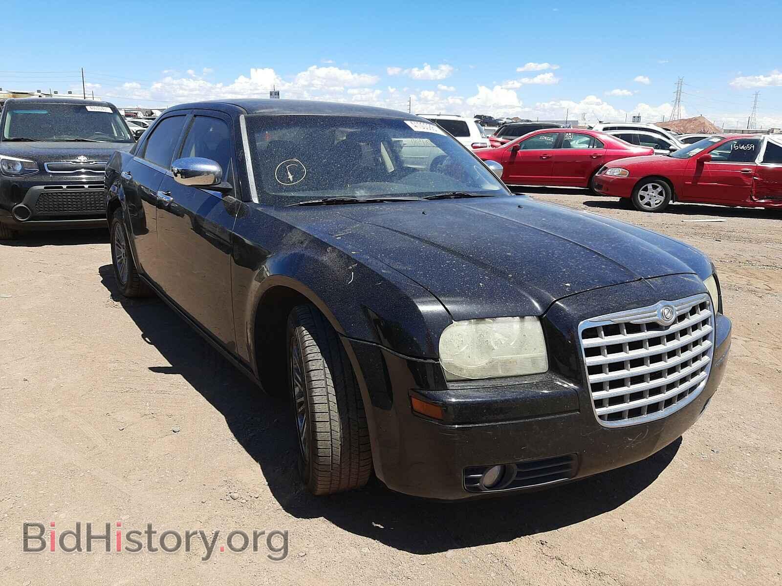 Photo 2C3CA4CD3AH209640 - CHRYSLER 300 2010