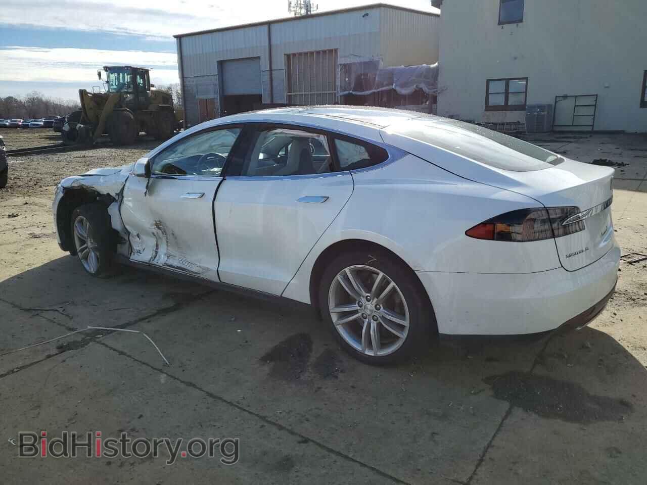 2014 TESLA MODEL S - VIN: 5YJSA1H11EFP32137 - Photo 2