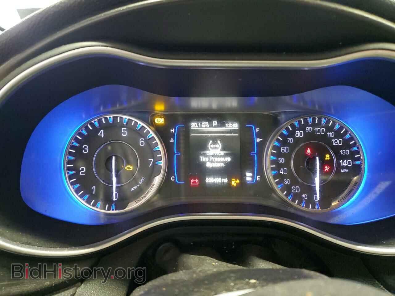 2015 CHRYSLER 200 - VIN: 1C3CCCABXFN747675 - Фото 9