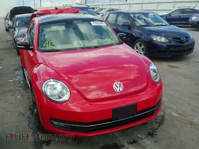 Photo 3VW467AT6DM657841 - VOLKSWAGEN BEETLE 2013