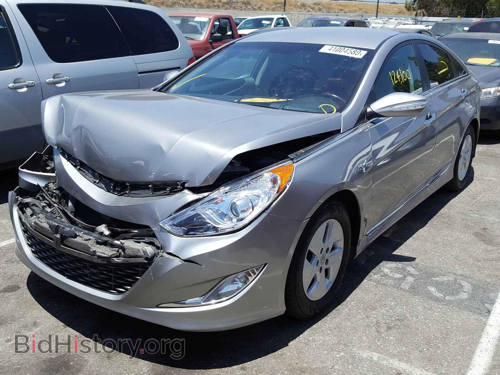 2012 HYUNDAI SONATA - VIN: KMHEC4A41CA056142 - Фото 2