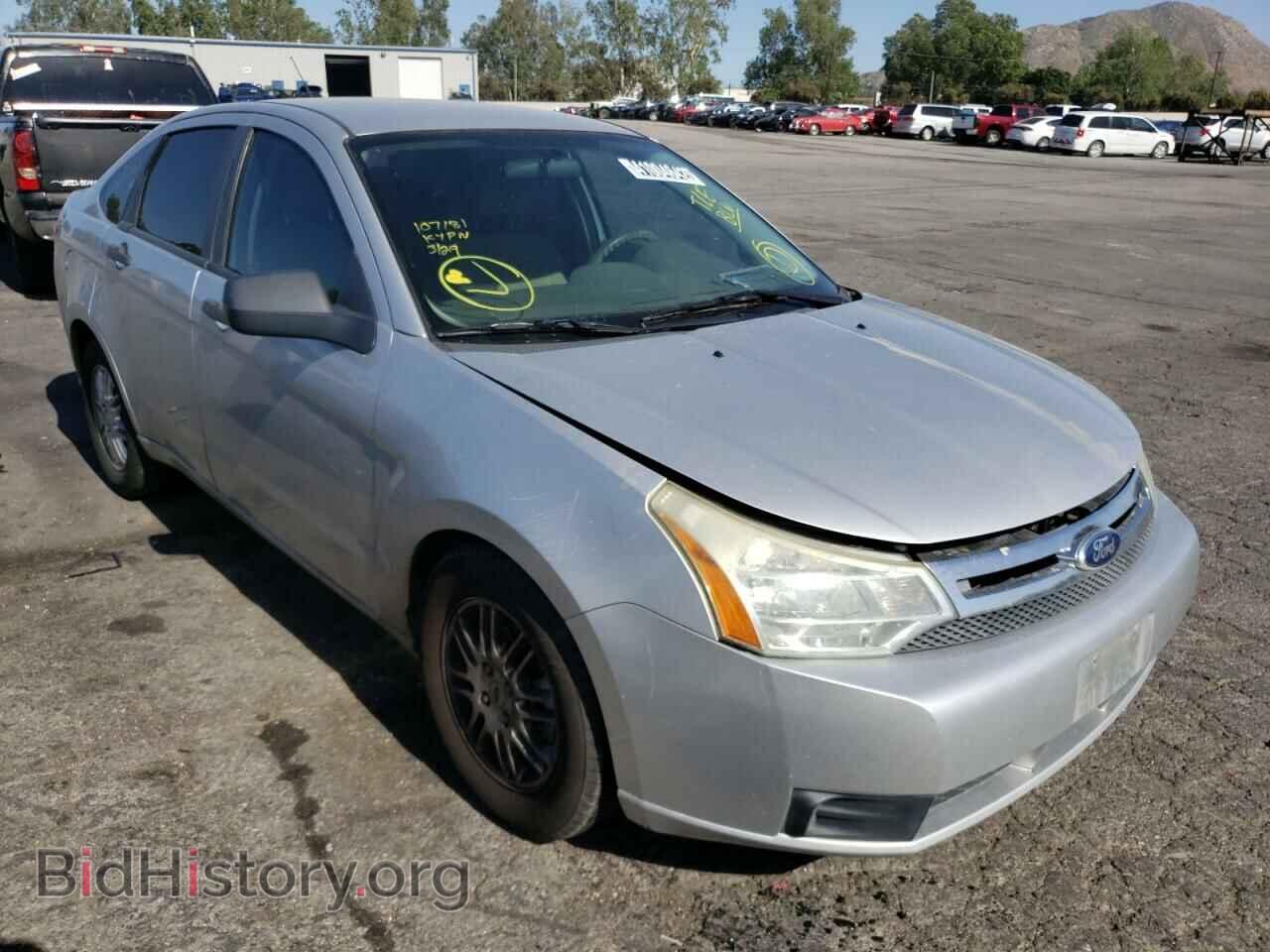 Photo 1FAHP3FN3BW107181 - FORD FOCUS 2011