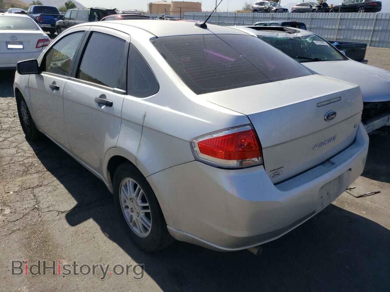 2011 FORD FOCUS - VIN: 1FAHP3FN3BW107181 - Фото 3