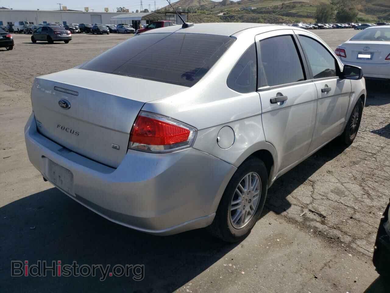 2011 FORD FOCUS - VIN: 1FAHP3FN3BW107181 - Фото 4