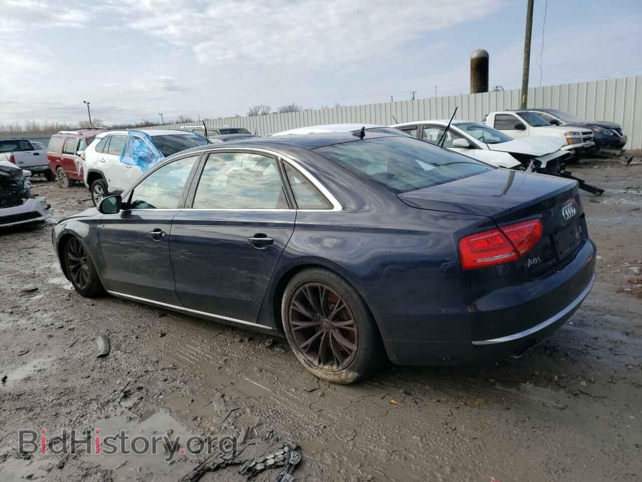 2011 AUDI A8 - VIN: WAURVAFD1BN019829 - Фото 2