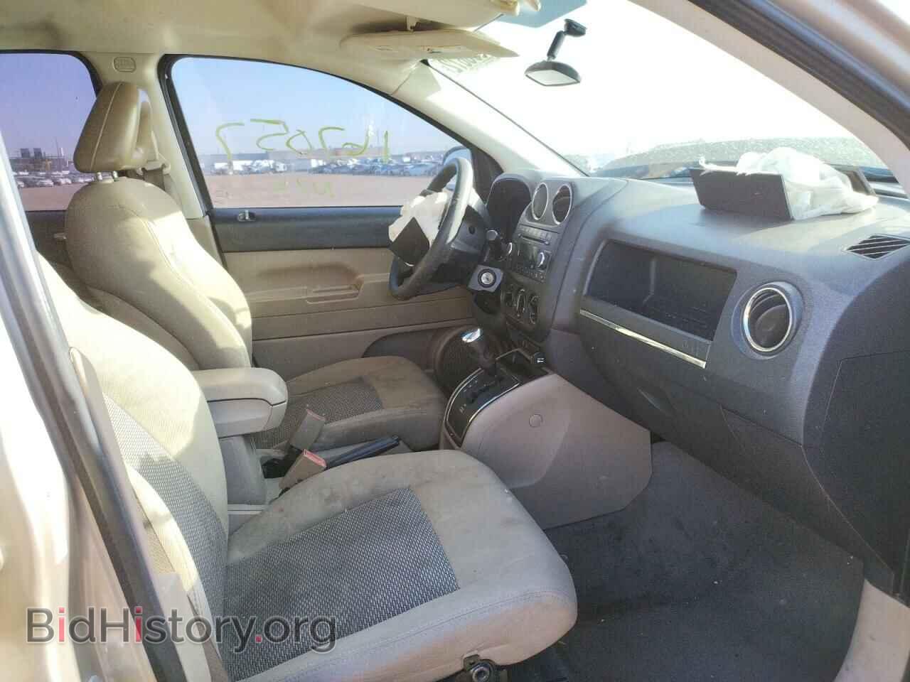 2009 JEEP COMPASS - VIN: 1J4FT47A79D220064 - Photo 5