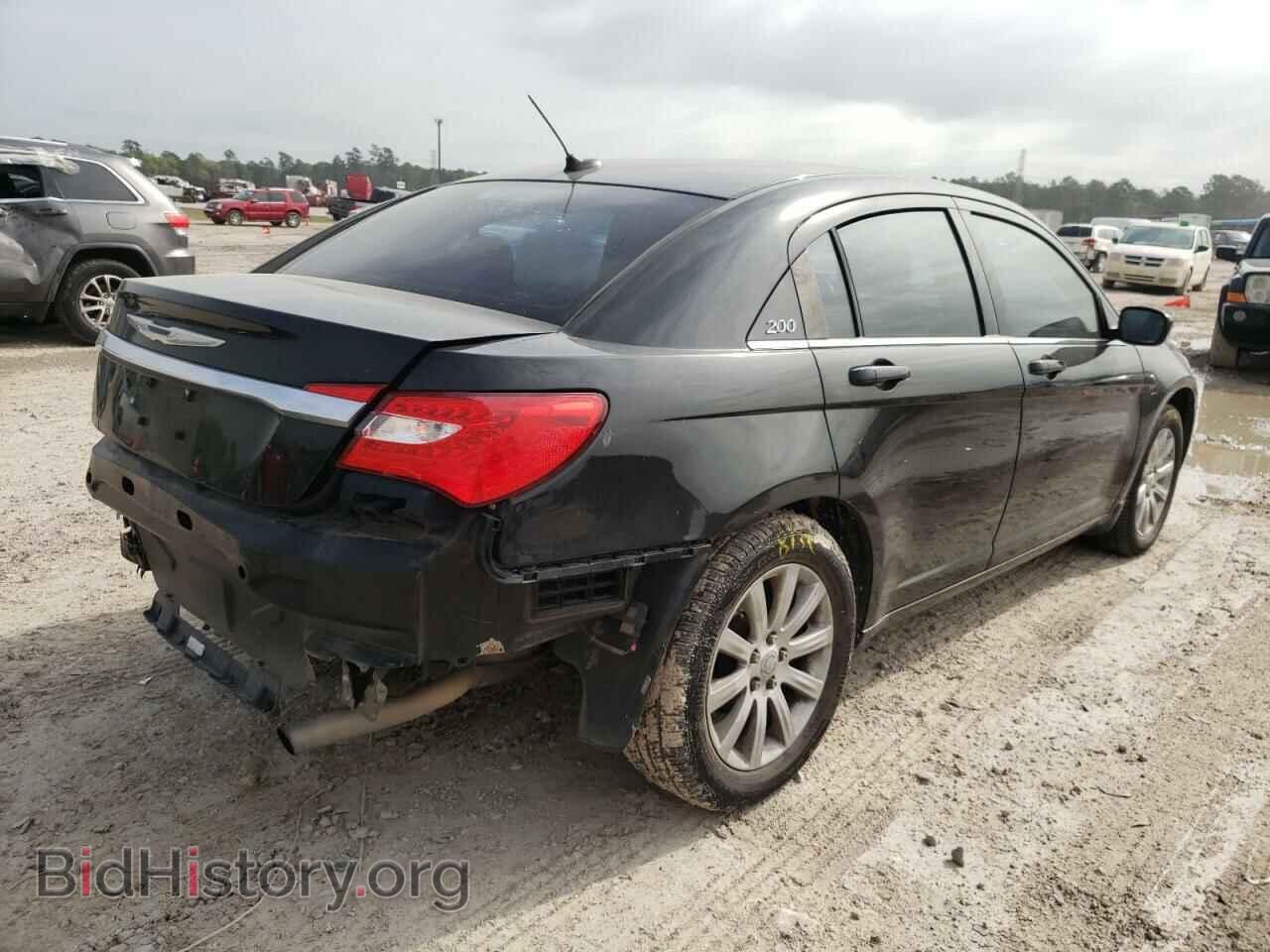 2013 CHRYSLER 200 - VIN: 1C3CCBBB8DN699857 - Фото 4