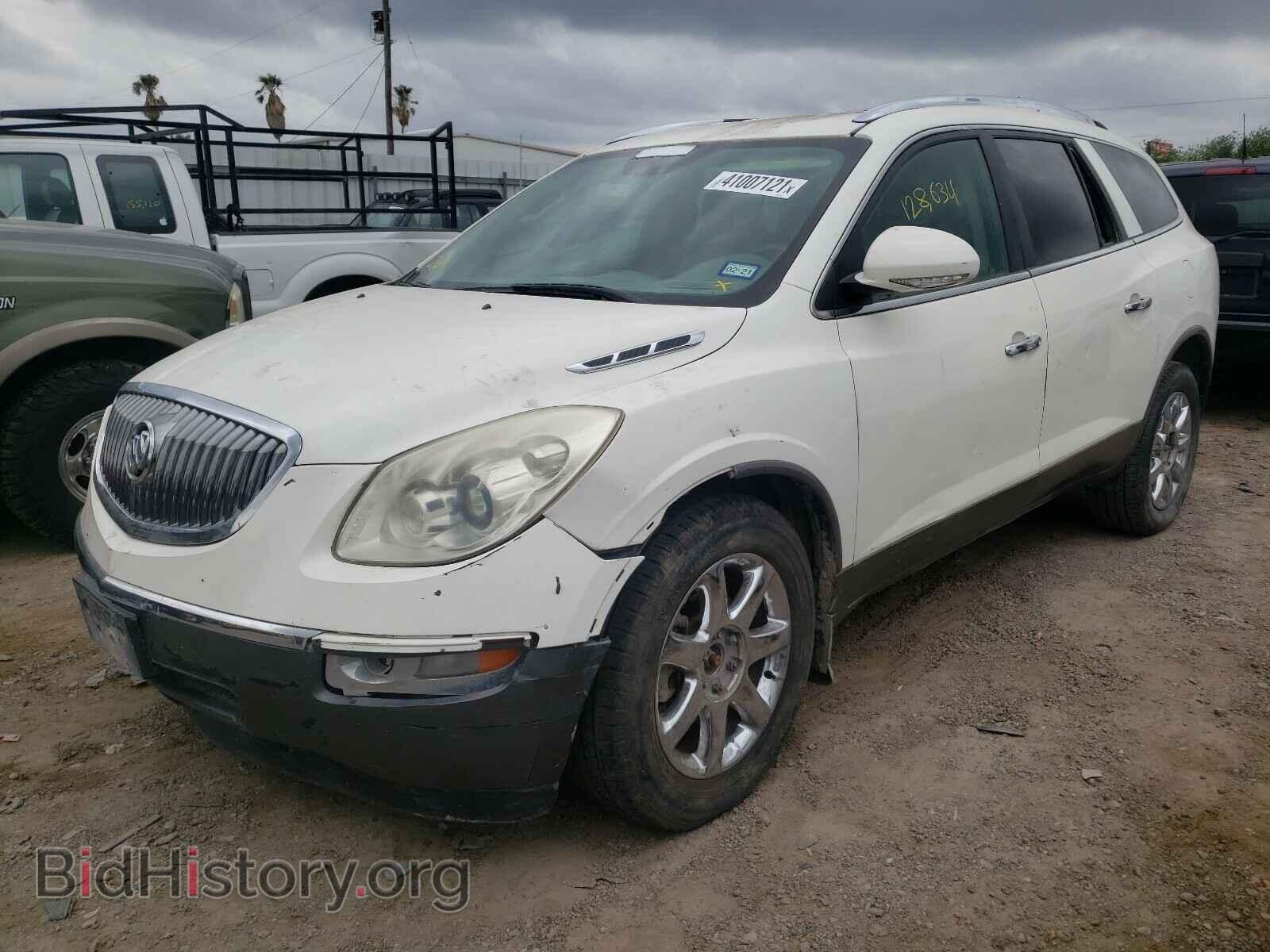 2012 BUICK ENCLAVE - VIN: 5GAKRCED4CJ380181 - Фото 2