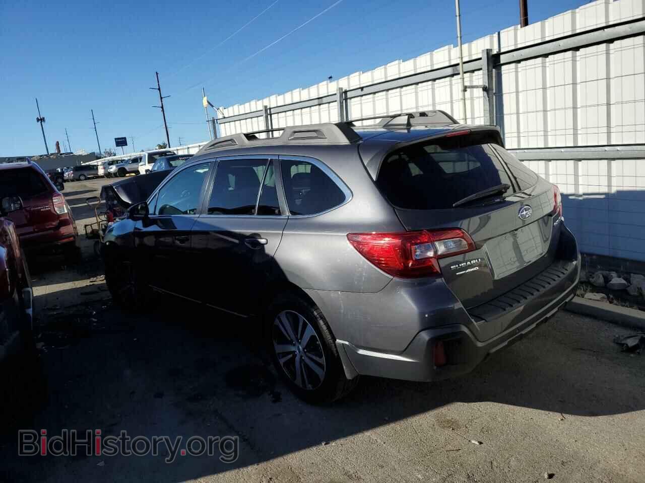 2018 SUBARU OUTBACK - VIN: 4S4BSANC1J3219086 - Photo 2