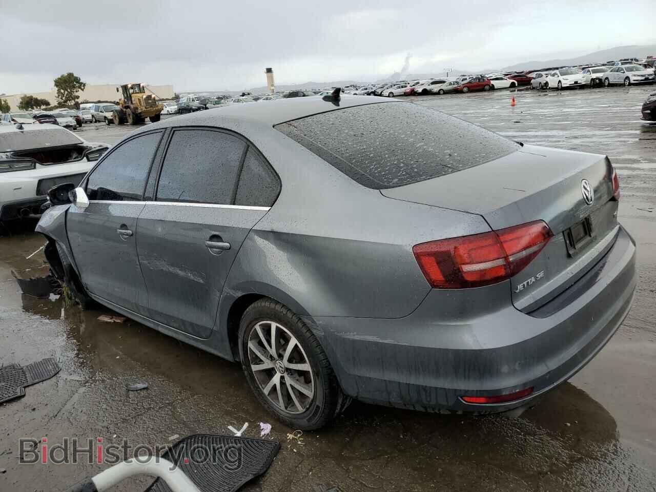 2017 VOLKSWAGEN JETTA - VIN: 3VWDB7AJ5HM356817 - Photo 2