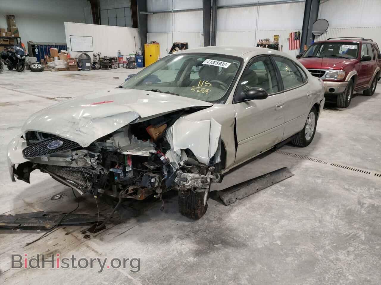 2006 FORD TAURUS - VIN: 1FAFP53236A245688 - Фото 2