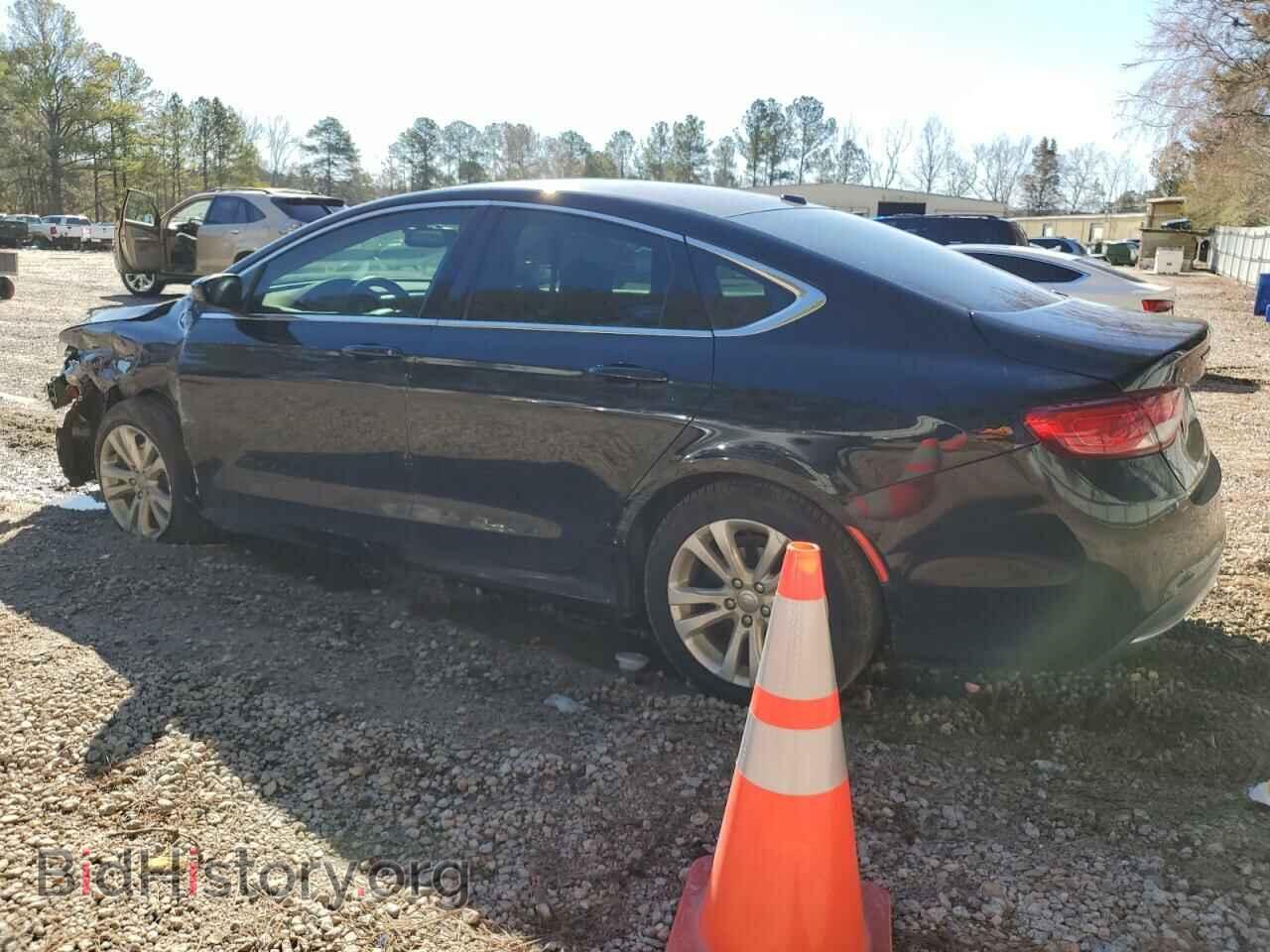 2015 CHRYSLER 200 - VIN: 1C3CCCABXFN720038 - Фото 2