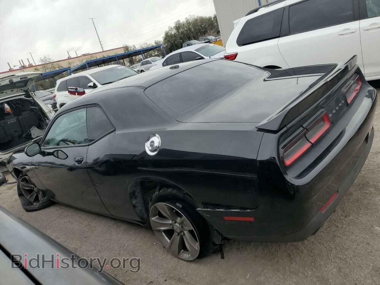 2018 DODGE CHALLENGER - VIN: 2C3CDZAG0JH202209 - Photo 2