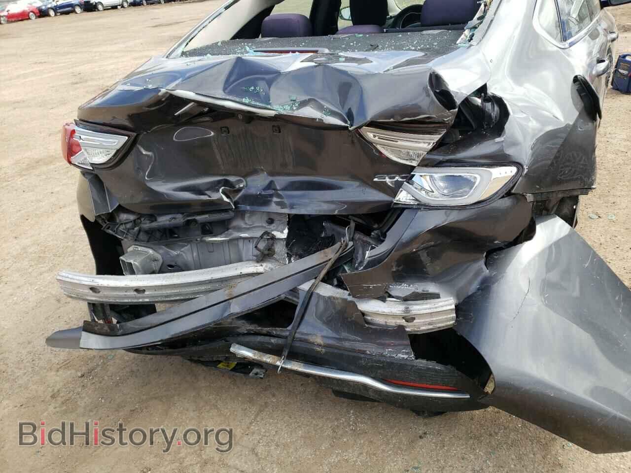 2015 CHRYSLER 200 - VIN: 1C3CCCAB1FN662627 - Фото 9