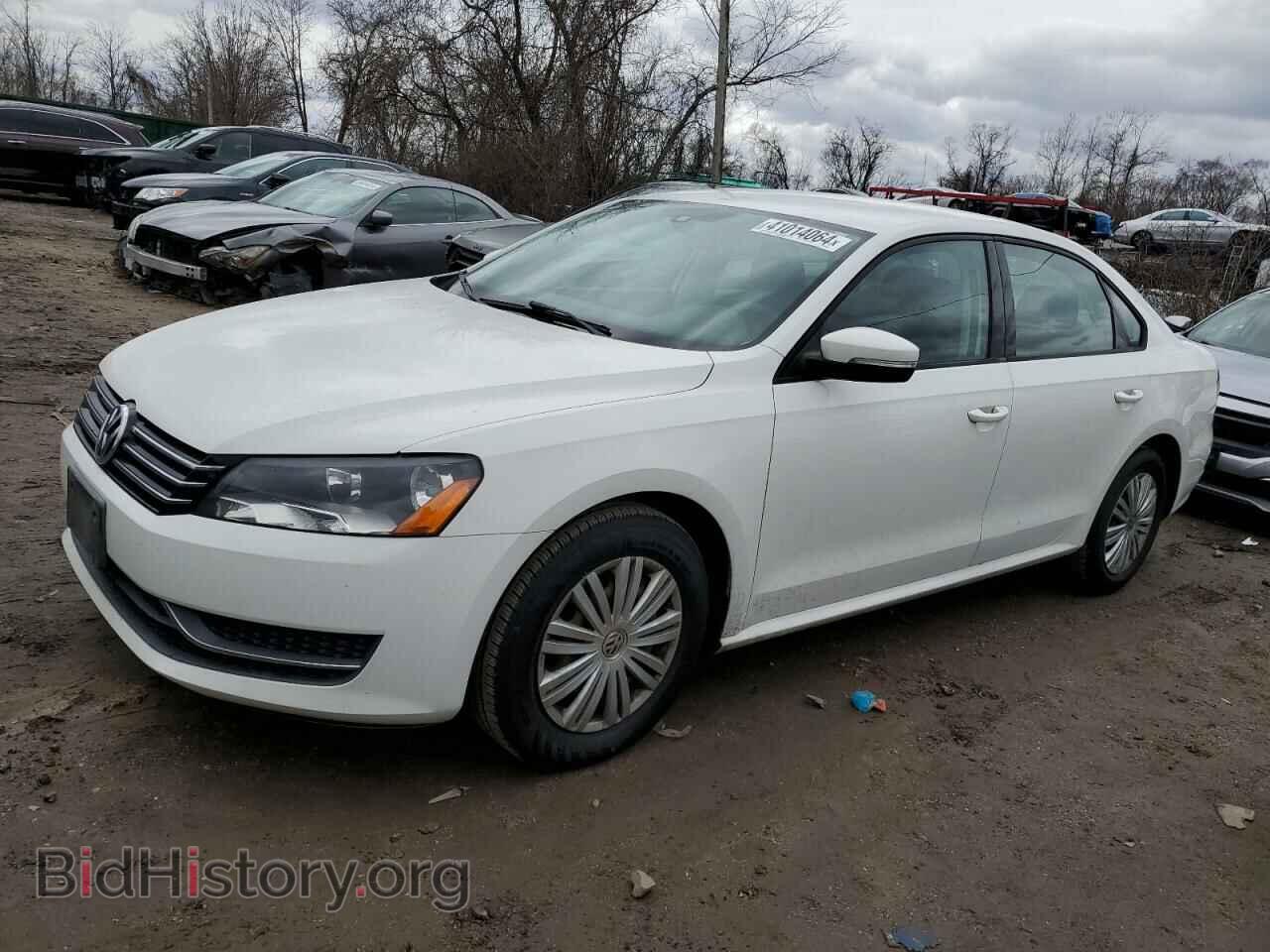 Фотография 1VWAT7A35FC076413 - VOLKSWAGEN PASSAT 2015