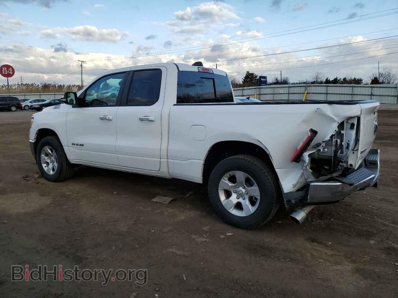 2020 RAM 1500 - VIN: 1C6SRFBT8LN253445 - Фото 2