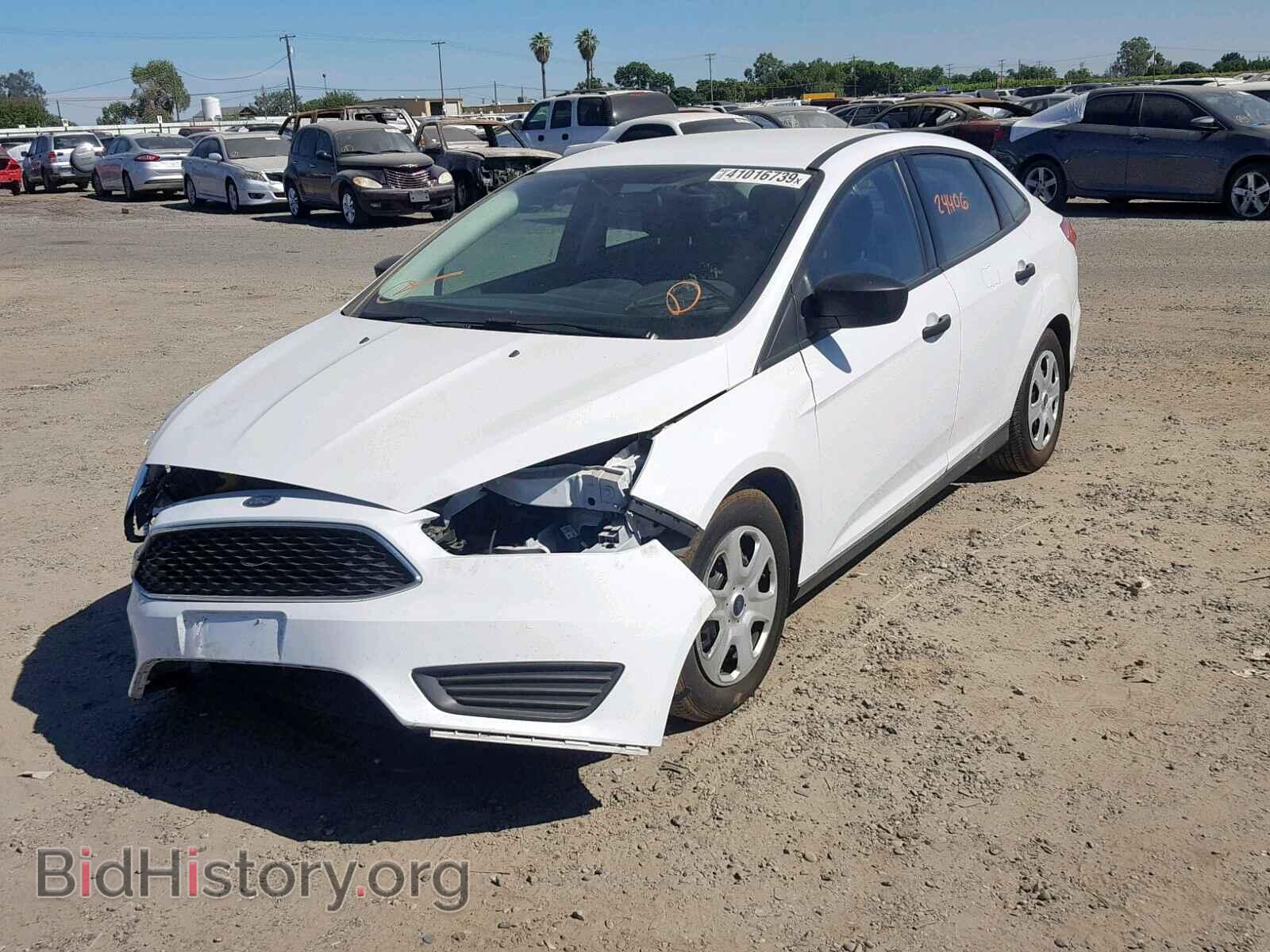 2017 FORD FOCUS - VIN: 1FADP3E2XHL255392 - Photo 2