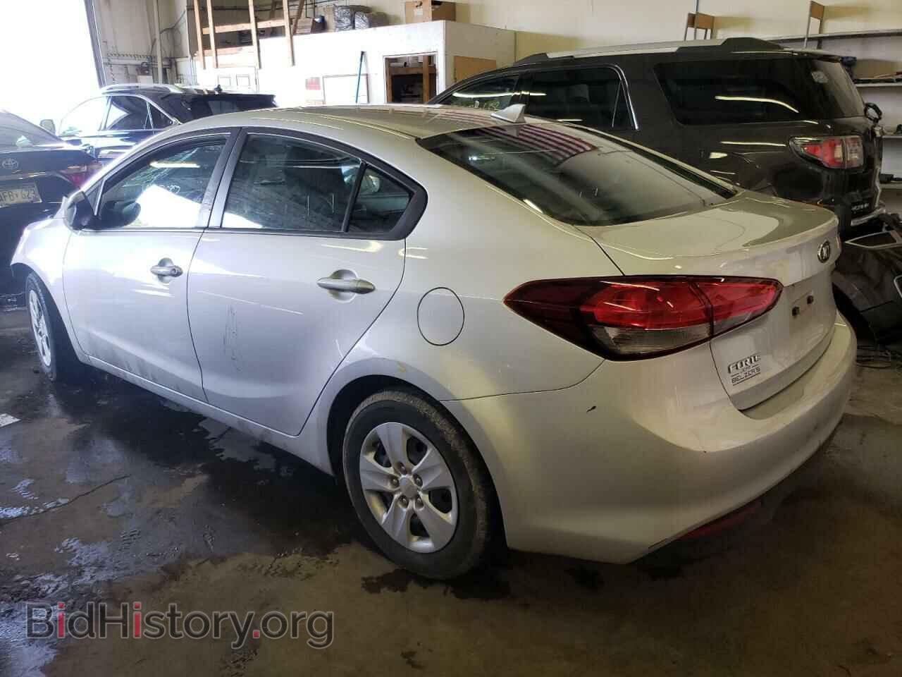 2017 KIA FORTE - VIN: 3KPFK4A77HE056009 - Фото 3