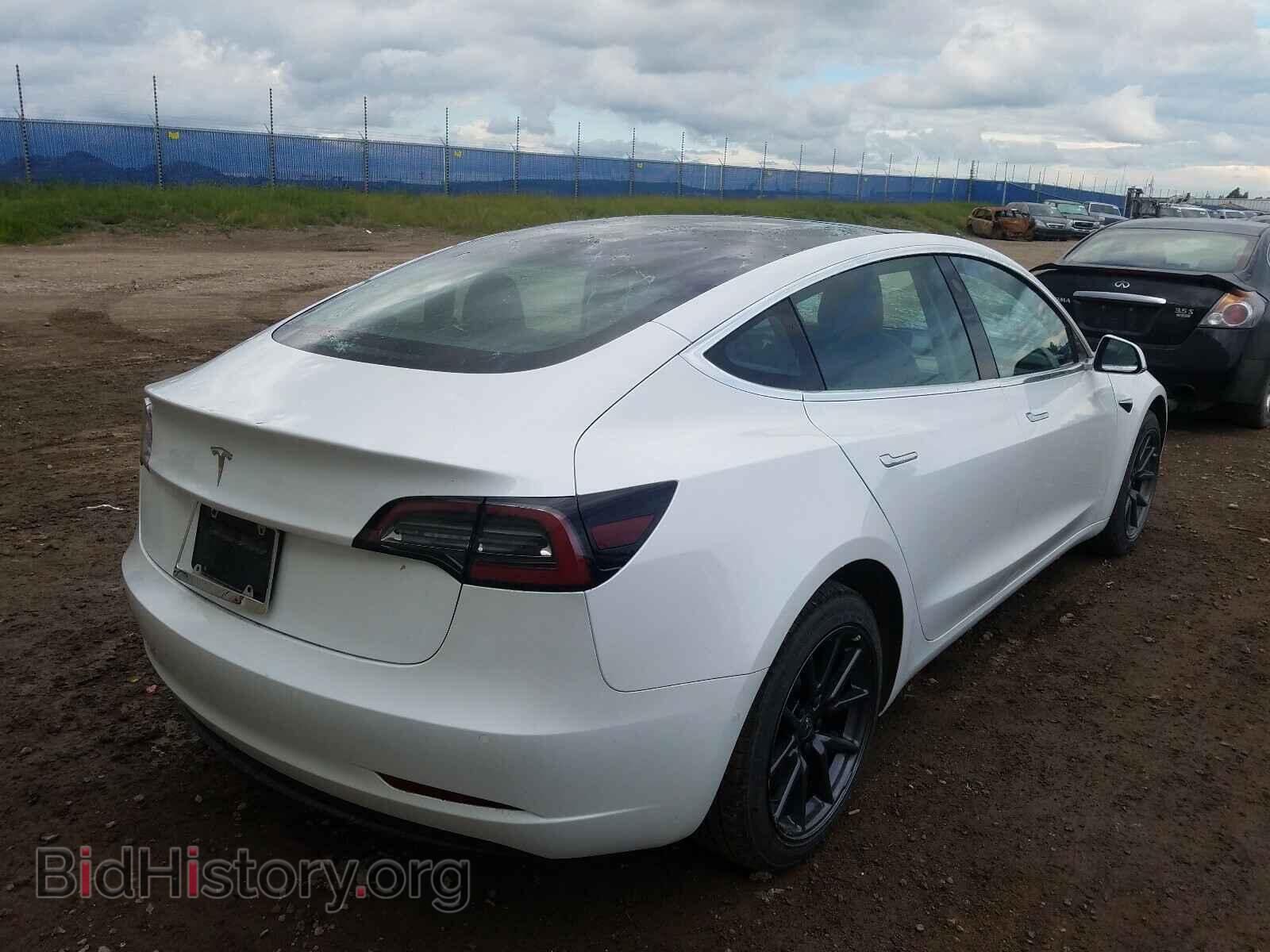 2020 TESLA MODEL 3 - VIN: 5YJ3E1EA9LF529457 - Photo 4