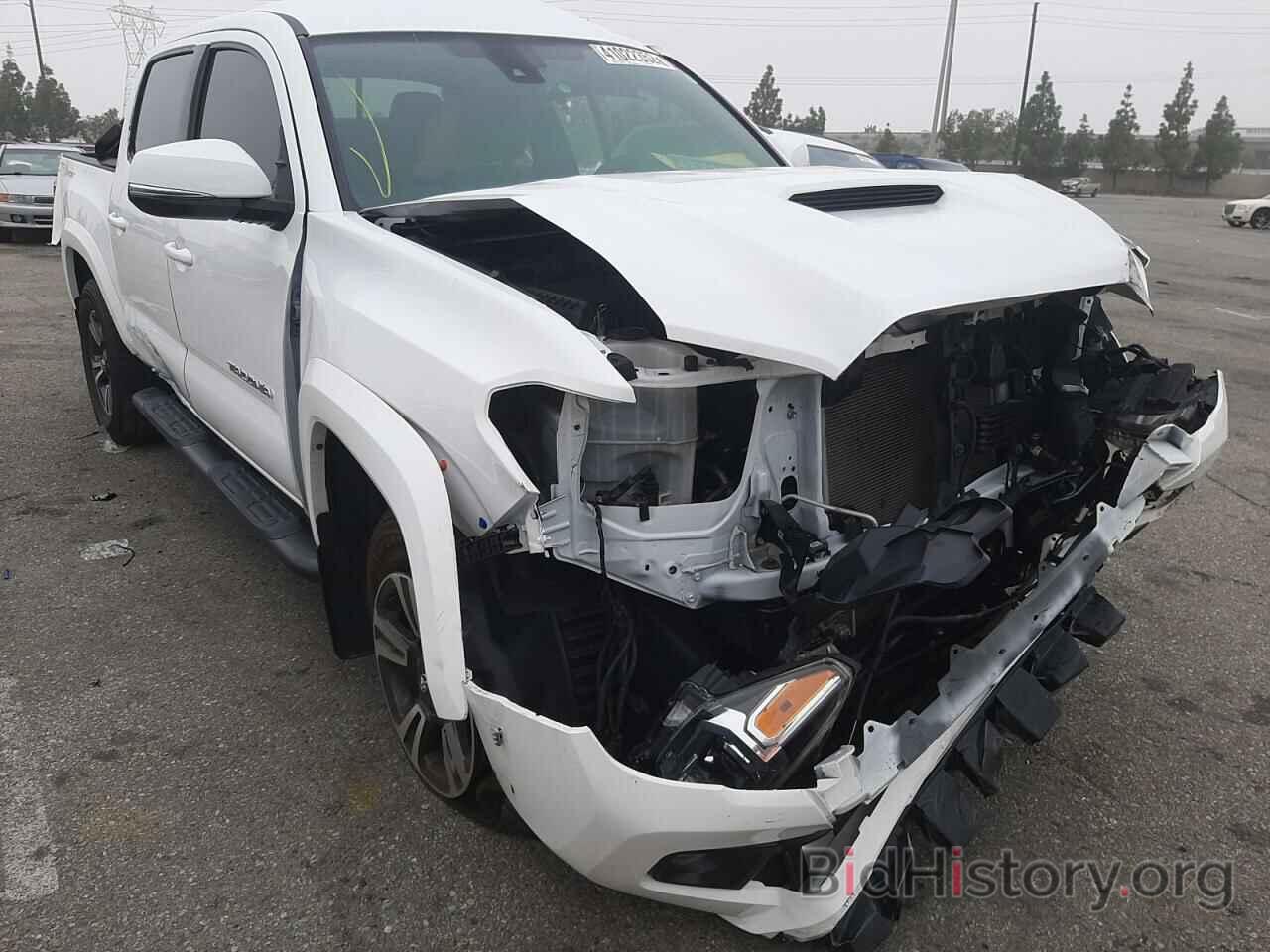 Photo 3TMAZ5CN3JM054020 - TOYOTA TACOMA 2018