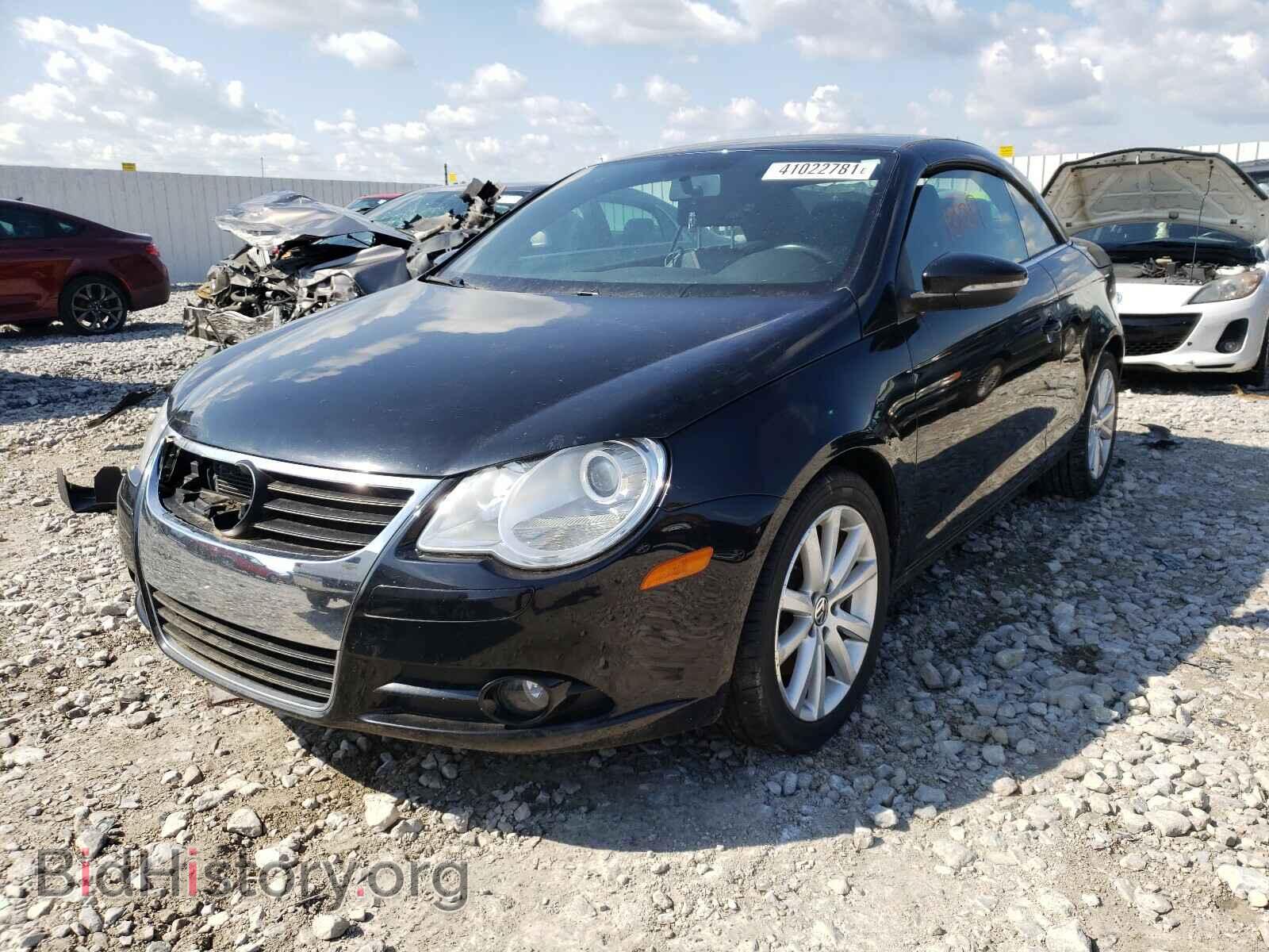 2010 VOLKSWAGEN EOS - VIN: WVWBA7AH5AV023975 - Фото 2