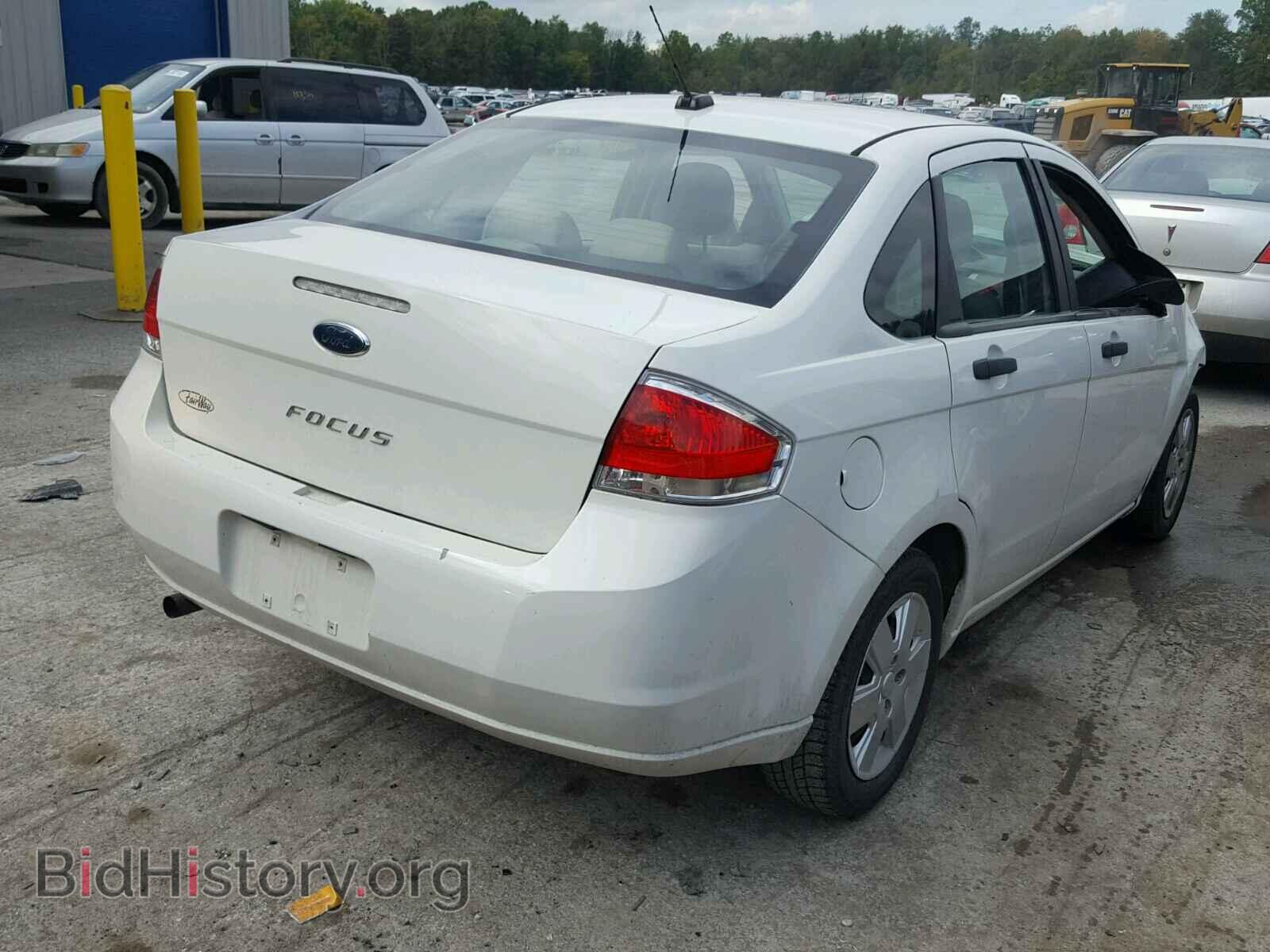 2010 FORD FOCUS - VIN: 1FAHP3EN7AW288530 - Photo 4
