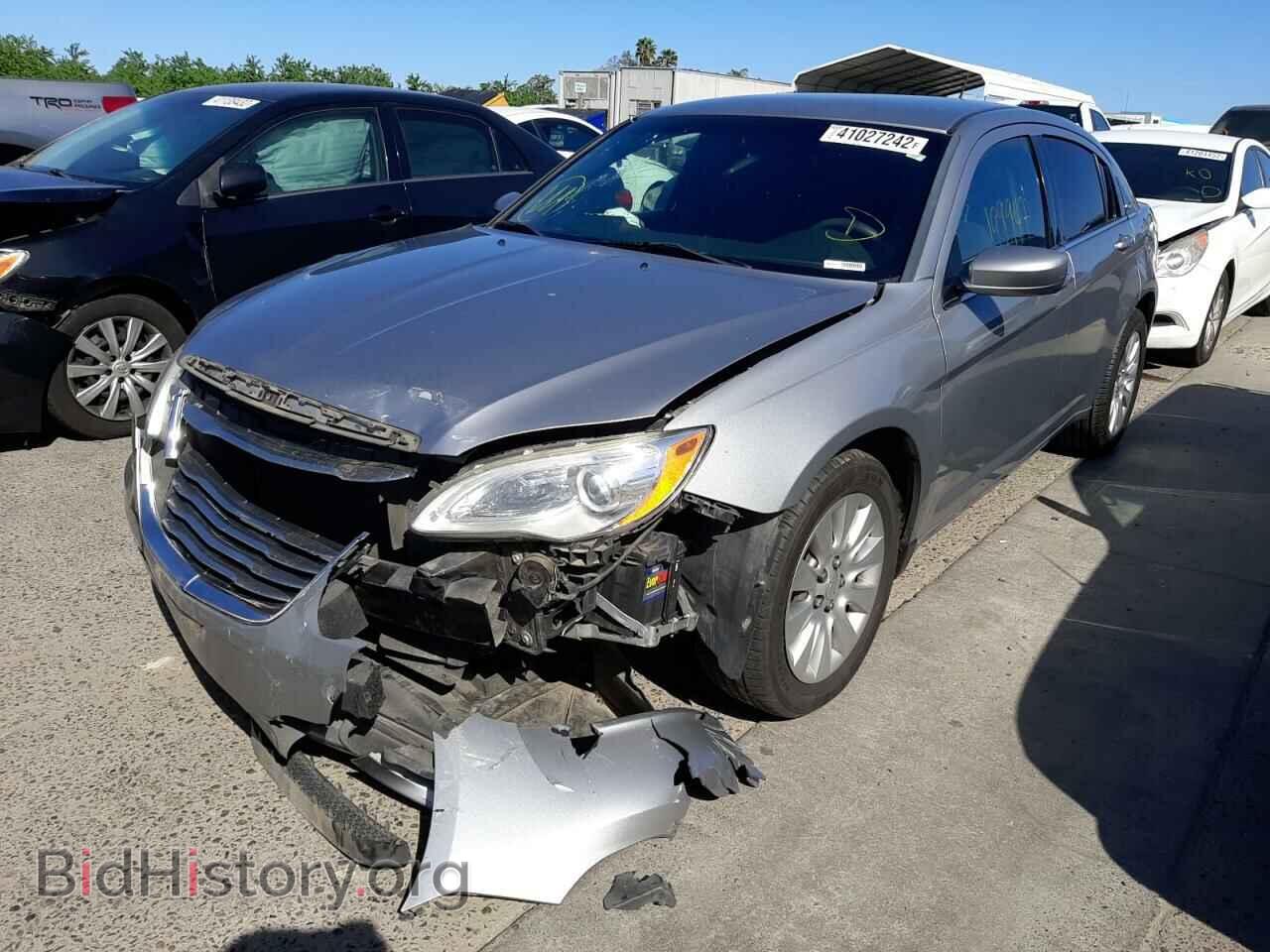 2014 CHRYSLER 200 - VIN: 1C3CCBAB1EN206717 - Фото 2
