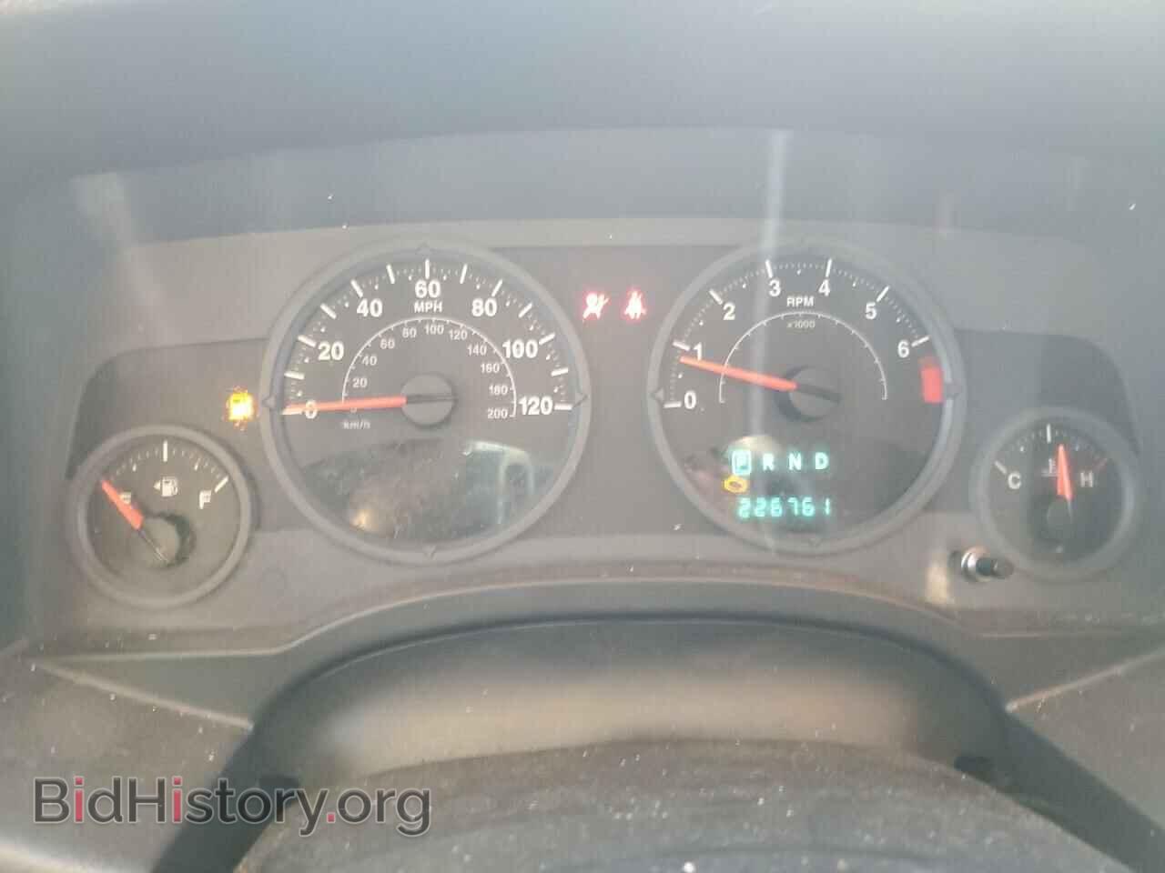 2008 JEEP COMPASS - VIN: 1J8FT47W08D736050 - Фото 9