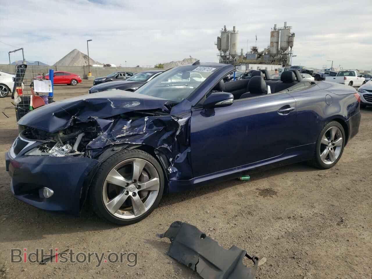 Photo JTHFE2C26B2506054 - LEXUS IS 2011