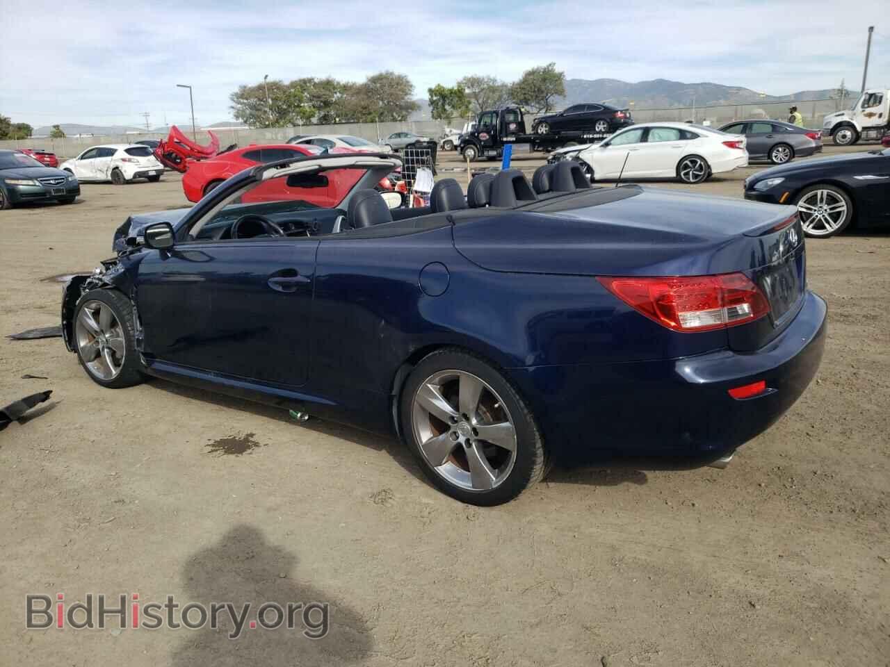 2011 LEXUS IS - VIN: JTHFE2C26B2506054 - Фото 2