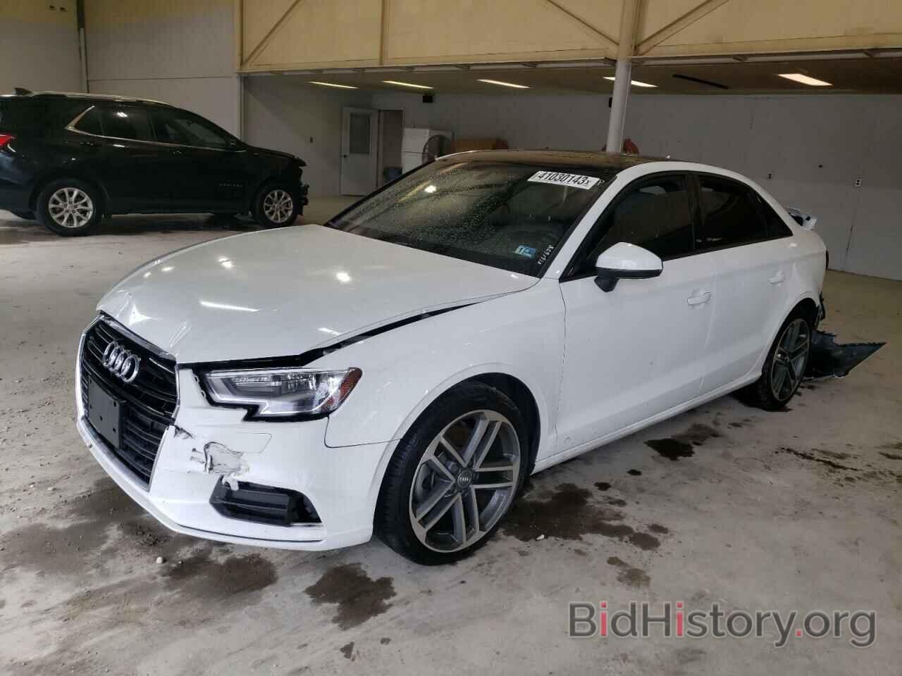 Photo WAUAUGFF6J1037298 - AUDI A3 2018