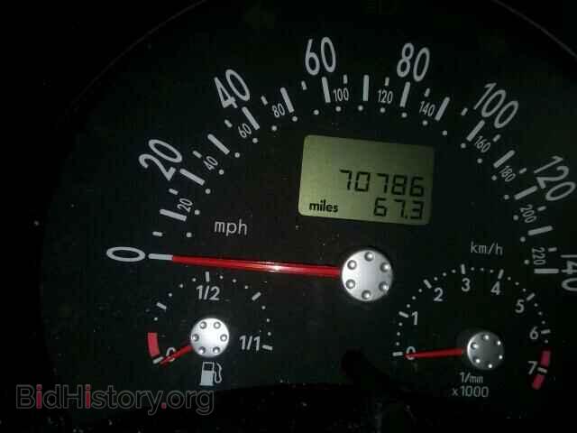 2000 VOLKSWAGEN BEETLE - VIN: 3VWCC21C2YM487989 - Фото 8