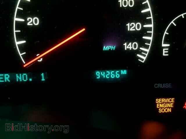 2000 CADILLAC DEVILLE - VIN: 1G6KF5791YU303658 - Photo 8