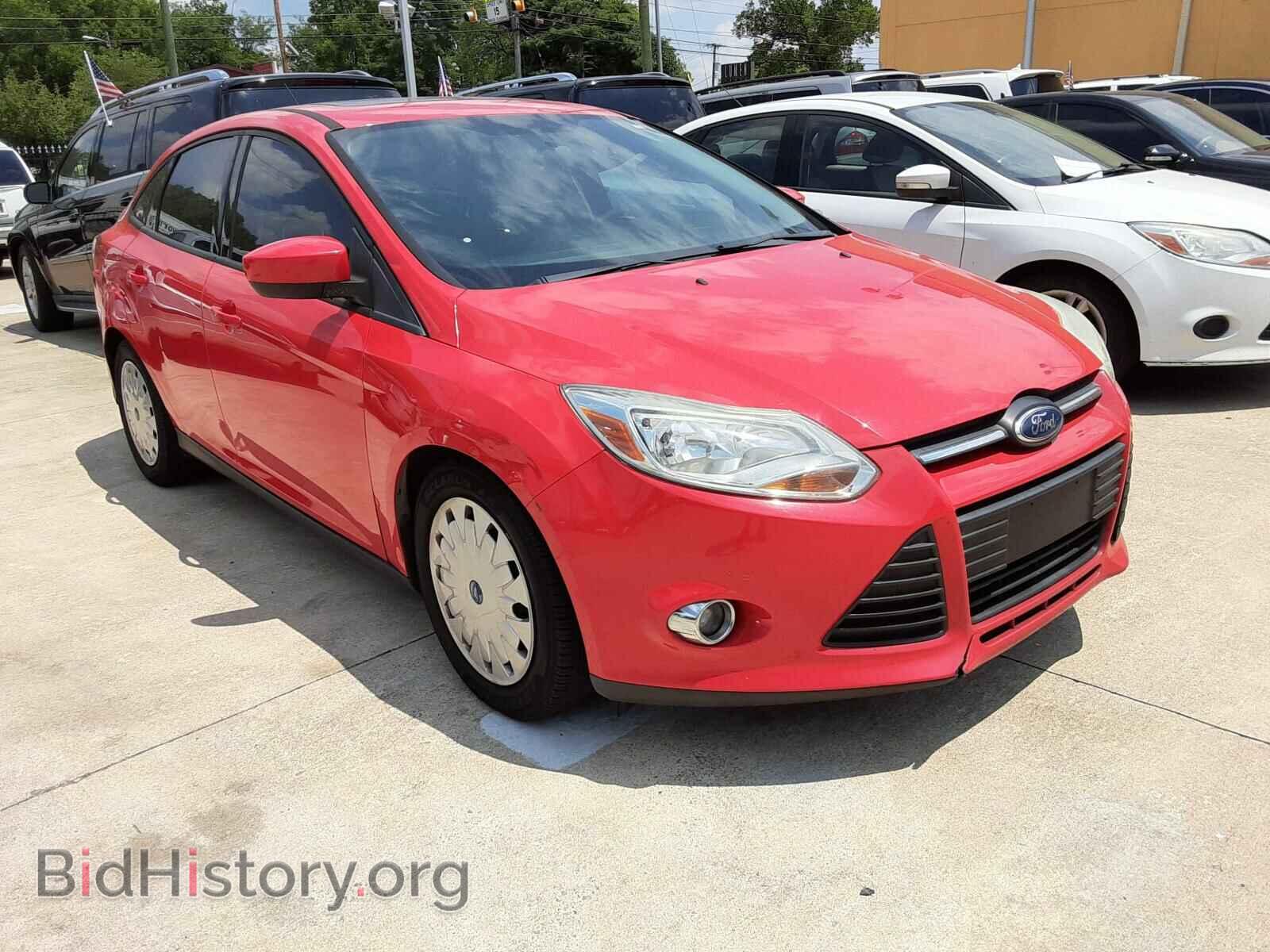 Photo 1FAHP3F2XCL219873 - FORD FOCUS 2012
