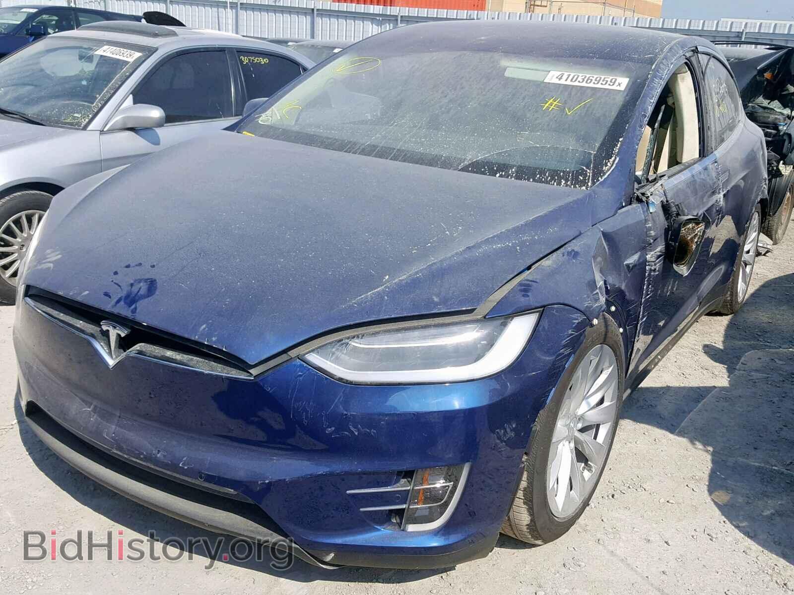 2017 TESLA MODEL X - VIN: 5YJXCDE28HF032165 - Photo 2