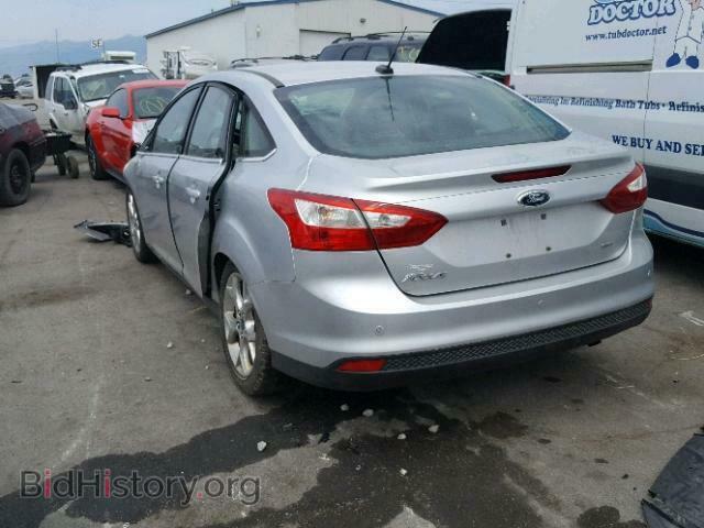 2012 Ford FOCUS (VIN 1FAHP3H2XCL227470) — photo 3 of 10