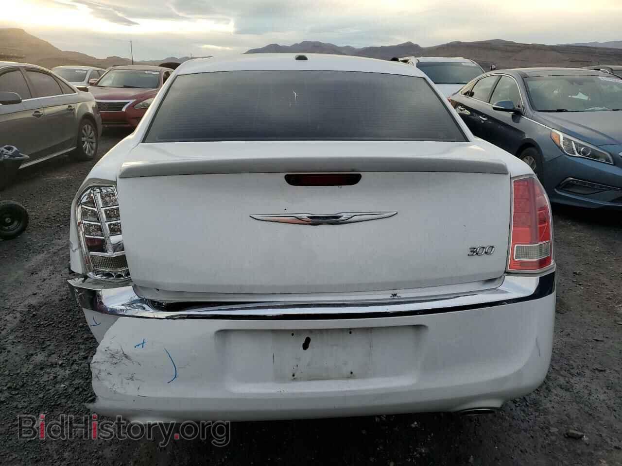 2014 CHRYSLER 300 - VIN: 2C3CCAAG4EH135902 - Фото 6