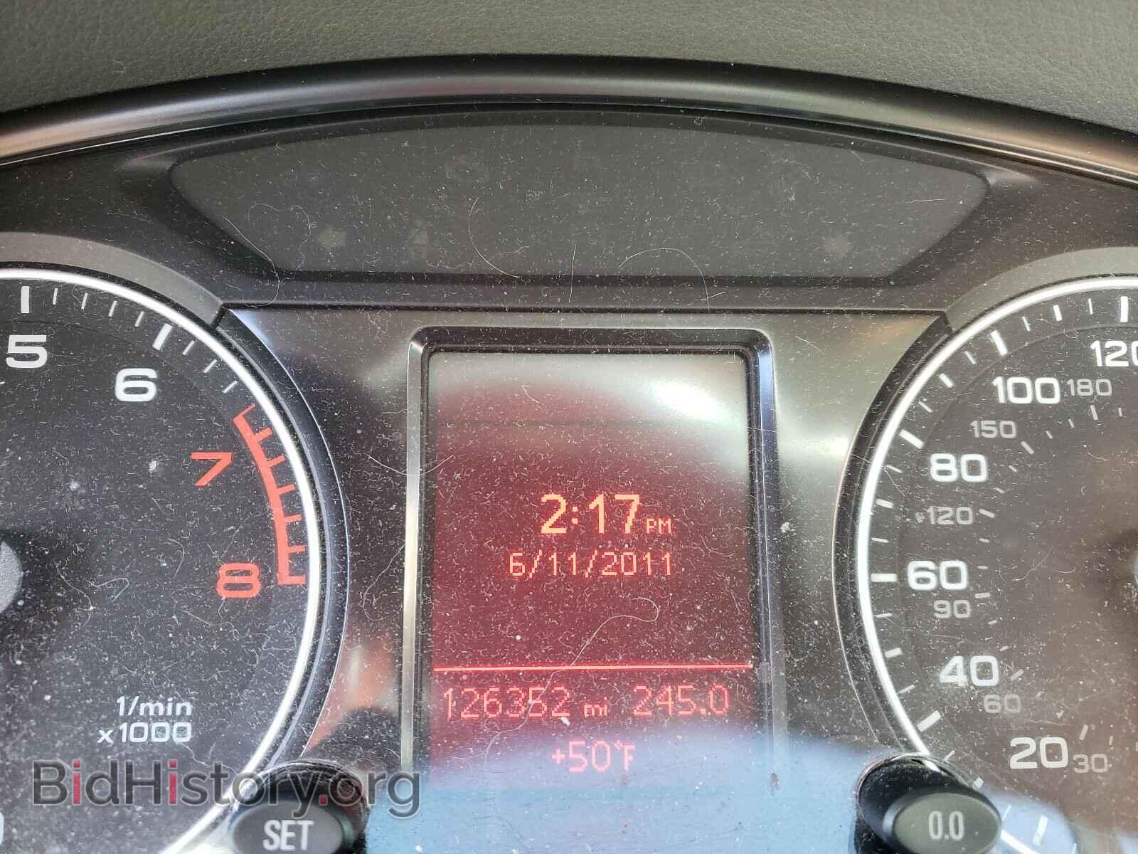 2011 AUDI Q5 - VIN: WA1CFAFP8BA055812 - Фото 8