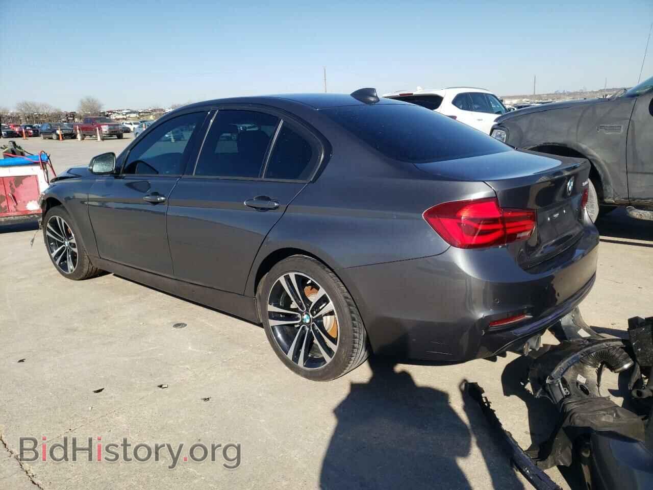 2018 BMW 3 SERIES - VIN: WBA8B9C53JEE83111 - Фото 2