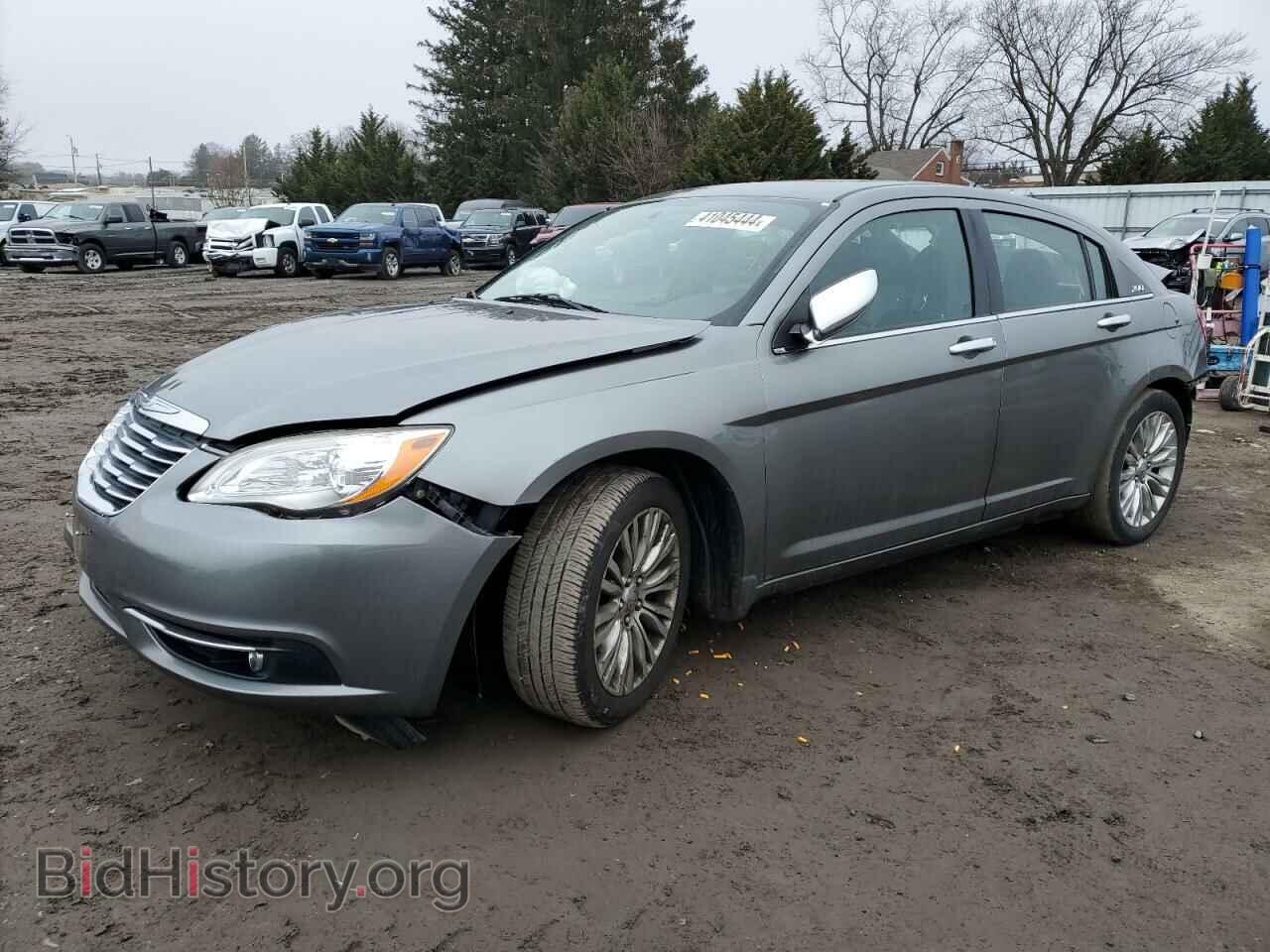 Photo 1C3BC2FG2BN610881 - CHRYSLER 200 2011